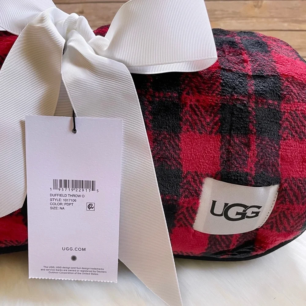 UGG Red And Black Plaid Duffield Throw - Picture 6 of 6